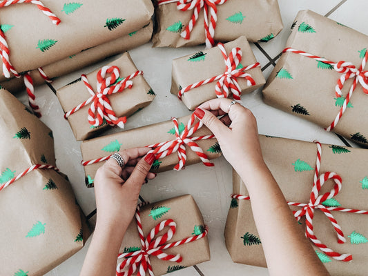 Wrap Your Holiday Gifts the Eco-Friendly Way