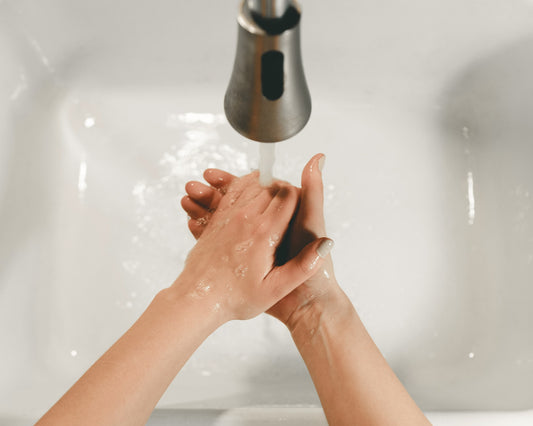 Living Clean: All the Dirt on Natural Hand Soap