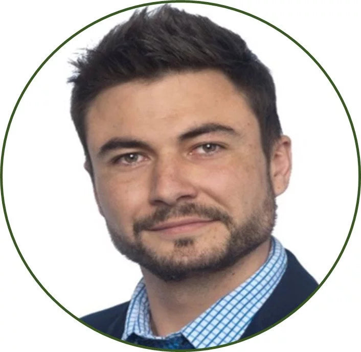 Ben Smith - the CEO of SaltyLama. SaltyLama sells sustainable household products such as laundry detergent strips. 
